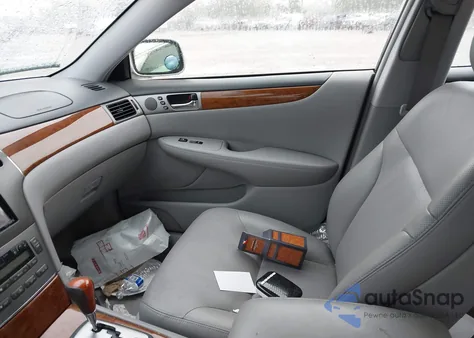 2005 Lexus Es 330 z USA, uszkodzony, nr VIN JTHBA30G855085750